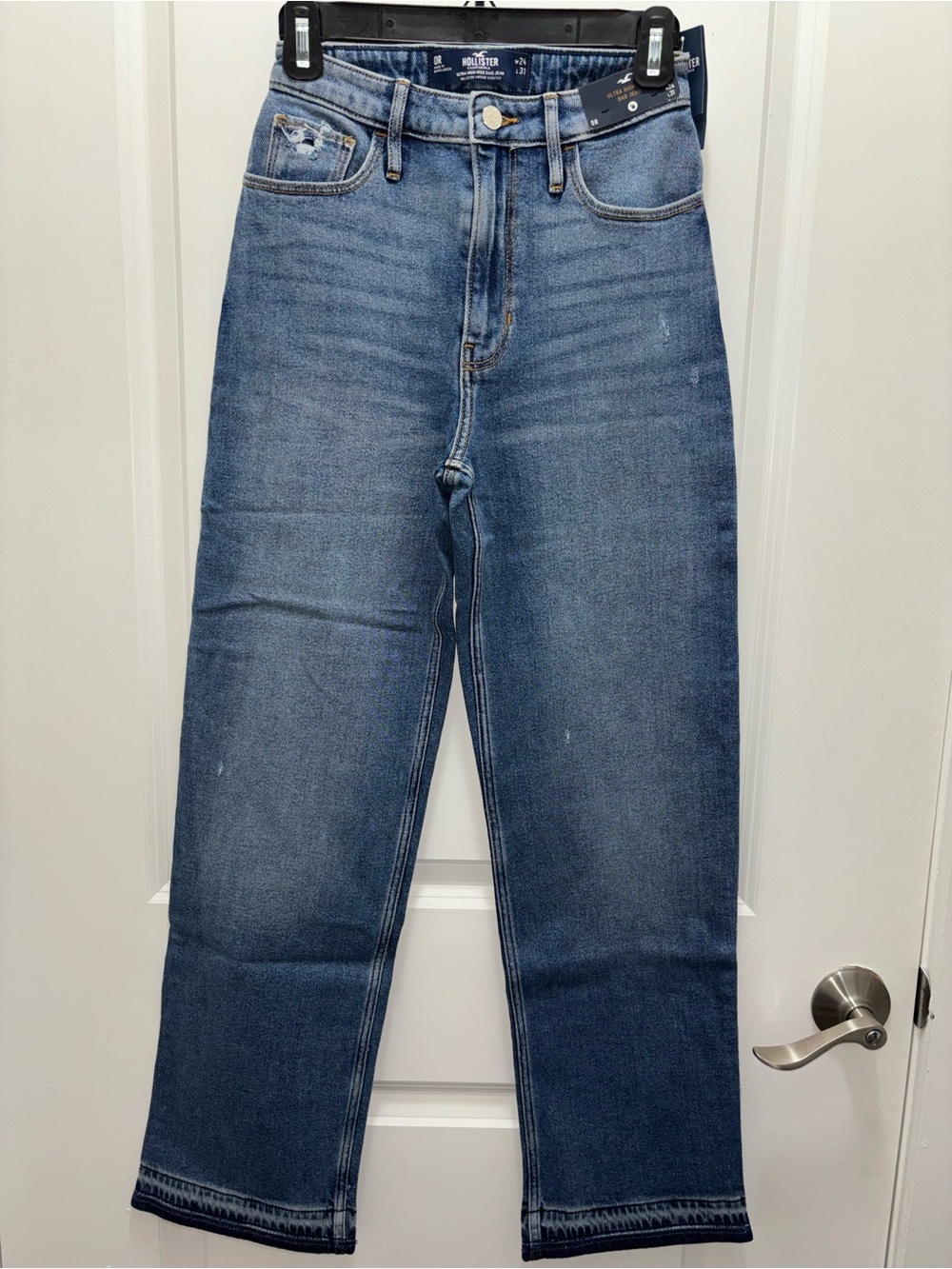 Hollister Ultra High-Rise Dad Jeans